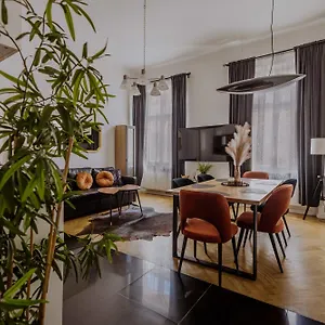 Golden Pearl - Main Square, 100 Sqm, 4 Krakow